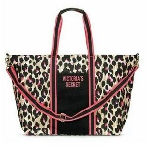 Victoria secret weekender bag